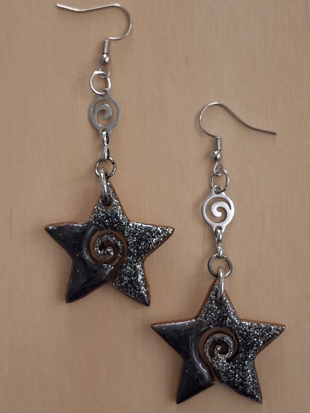 Sparkle Star Drop Earrings in Black and Silver